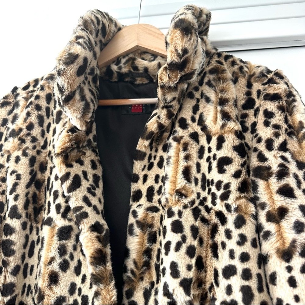 Gallery Animal Print Leopard Faux Fur Teddy Coat - Picture 4 of 9